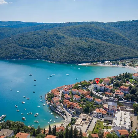 Gorgeous Apartment In Rabac With Wifi * Rabac