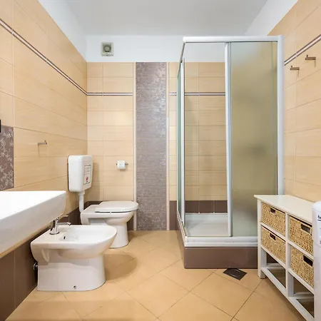 Appartement 2 Bedroom Beautiful In Rabac